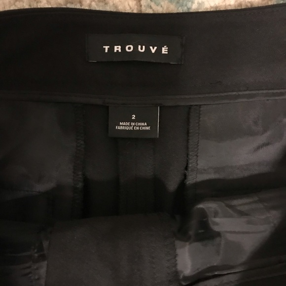 TROUVÉ Black Stretch Crepe Jogger pants. - Picture 4 of 5